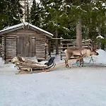 Ruka Snow & Sun 1 - Near Slopes, Sauna, Ac, Wifi, Fireplace, Carport, Grill Appartement Ruka