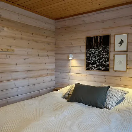 דירה Ruka Snow&Sun1 - Near Slopes And Ski Trails, Sauna, Fireplace, Carport, Ac, Wifi, Ski Maintenance Room, Skibus רוקה