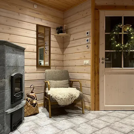 Ruka Snow&Sun1 - Near Slopes And Ski Trails, Sauna, Fireplace, Carport, Ac, Wifi, Ski Maintenance Room, Skibus Apartament