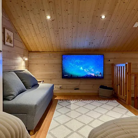 Apartament Ruka Snow&Sun1 - Near Slopes And Ski Trails, Sauna, Fireplace, Carport, Ac, Wifi, Ski Maintenance Room, Skibus