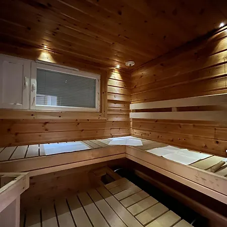 Ruka Snow&Sun1 - Near Slopes And Ski Trails, Sauna, Fireplace, Carport, Ac, Wifi, Ski Maintenance Room, Skibus דירה רוקה